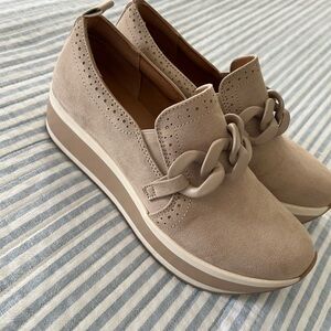 Mad Love Taupe Slip-On Platform Sneakers with Chain Accent